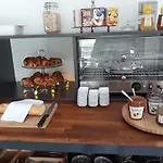 Madoli Oda ve Kahvaltı Érezée