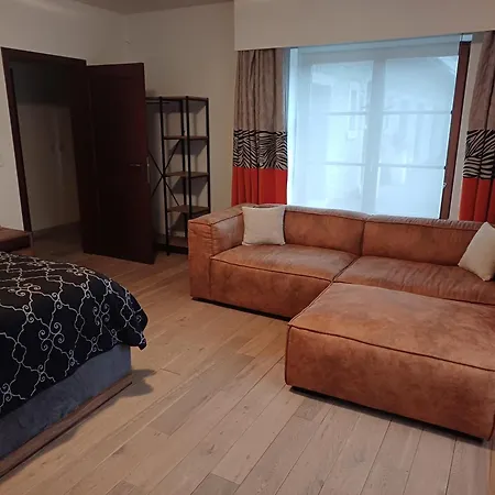 Madoli Nocleg ze śniadaniem 4*